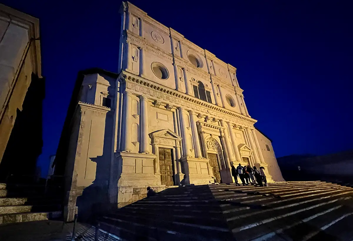 Abruzzo turismo, L'Aquila capitale della cultura 2026, Basilica San Bernardino da Siena,