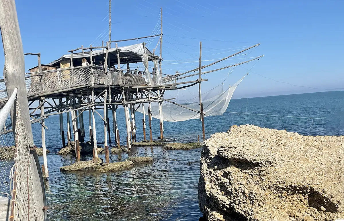 Abruzzo turismo, L'Aquila capitale della cultura 2026, Trabocco